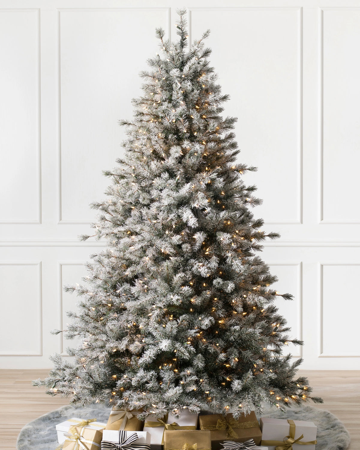 Árvore de Natal Pinheiro Açucarado Nevado