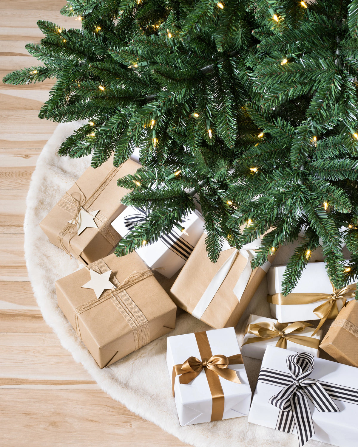 Árvore de Natal Pinheiro Verde Clássico — 8