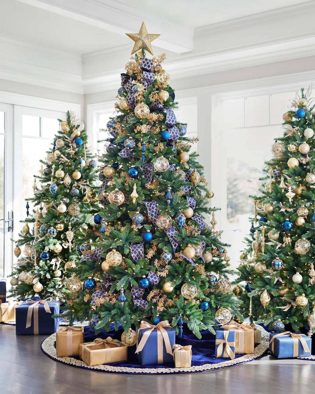Kit 32 Enfeites para Árvore de Natal Azul e Dourado com Bolas e Pendentes Decorativos — 4