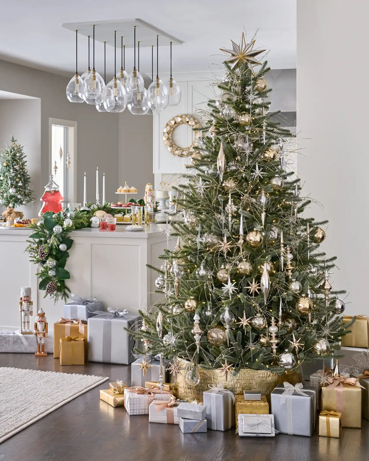 Saia Rígida Metálica para Árvore de Natal Dourado Martelado — 4